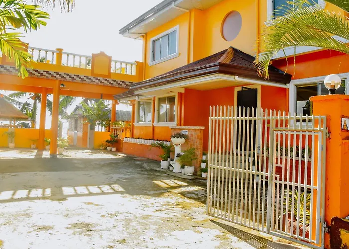 Simala House Beachfront 4br Retreat By The Sea Apartment *