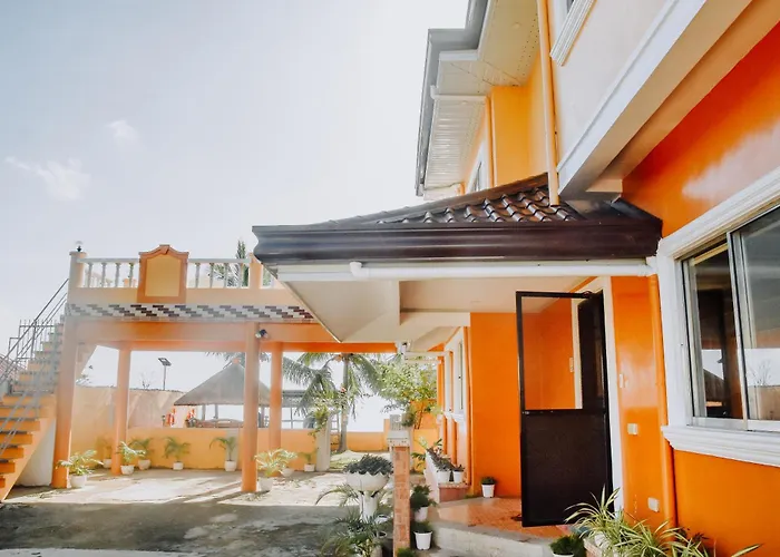 Simala House Beachfront 4br Retreat By The Sea Apartment