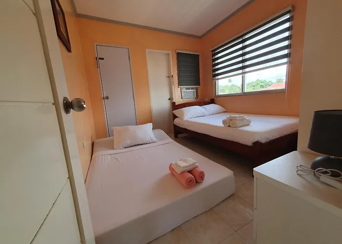 Simala House Beachfront 4br Retreat By The Sea Apartment Sibonga