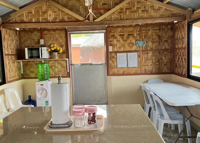 Simala House Beachfront 4br Retreat By The Sea Apartment *